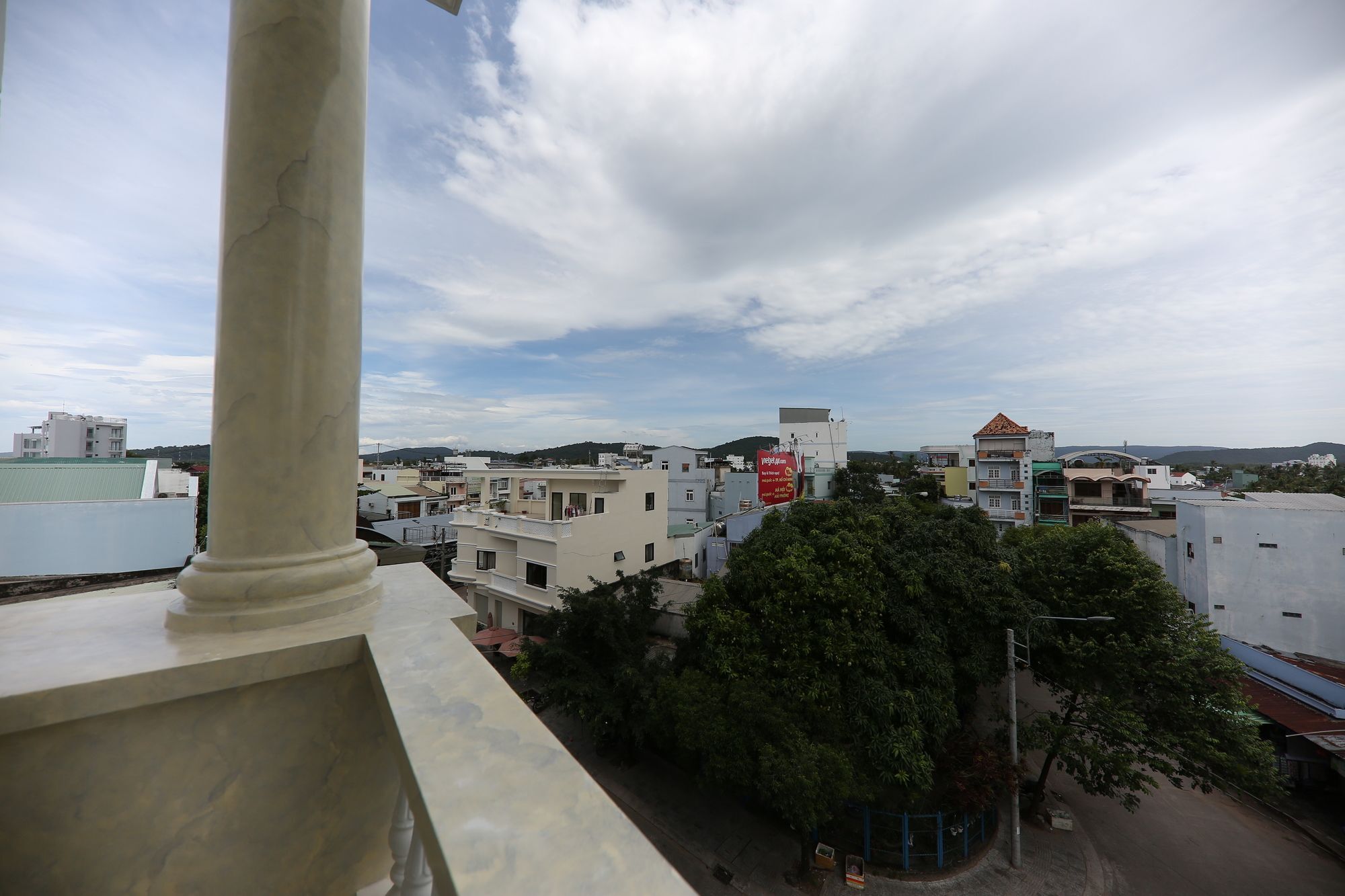 Thuan Hai Hotel Duong Dong Exterior foto